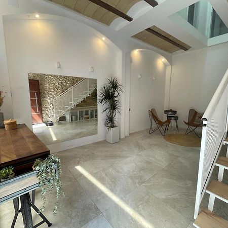 Casa Centrica En Reus Villa Luaran gambar