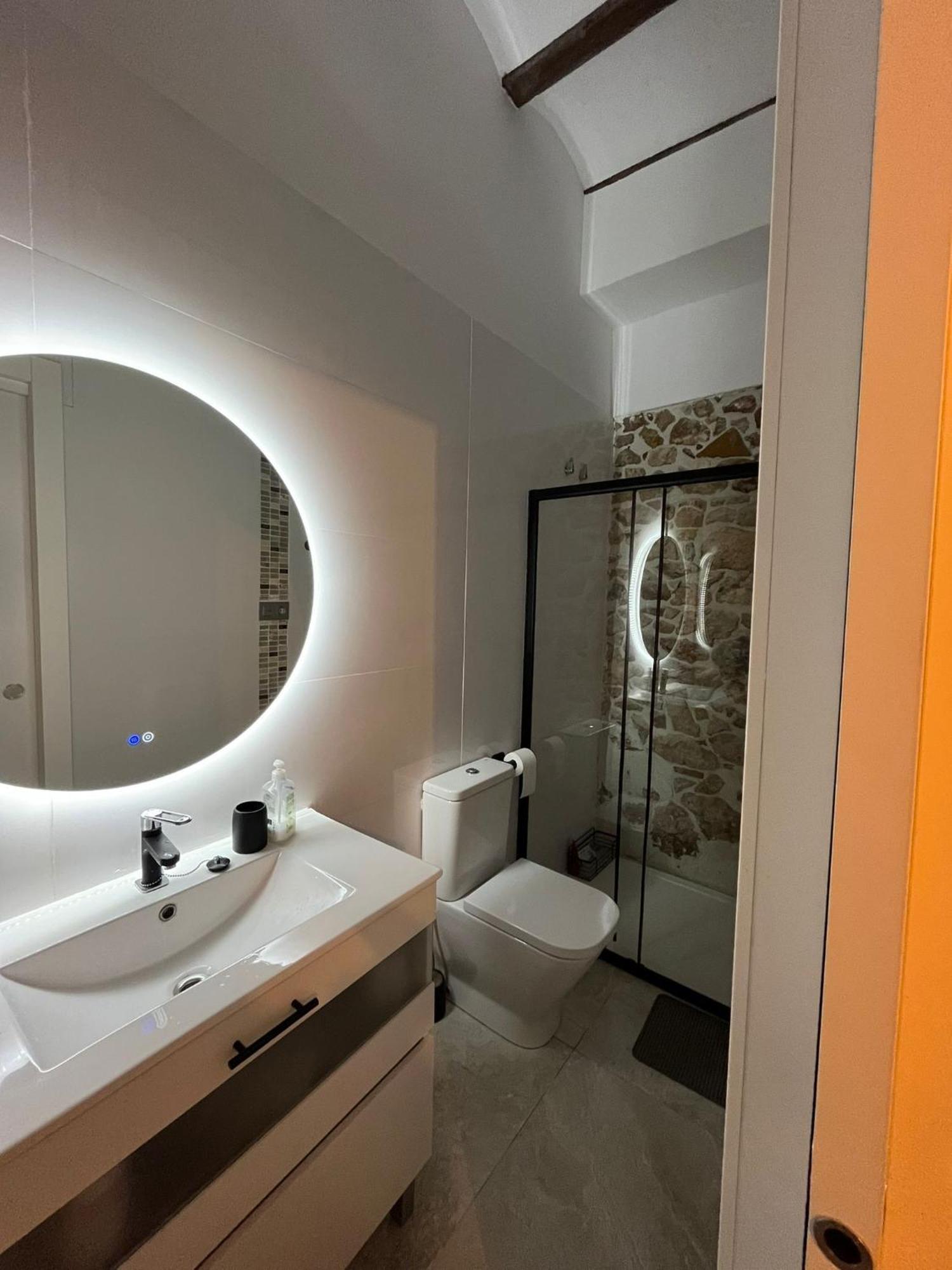 Casa Centrica En Reus Villa Luaran gambar