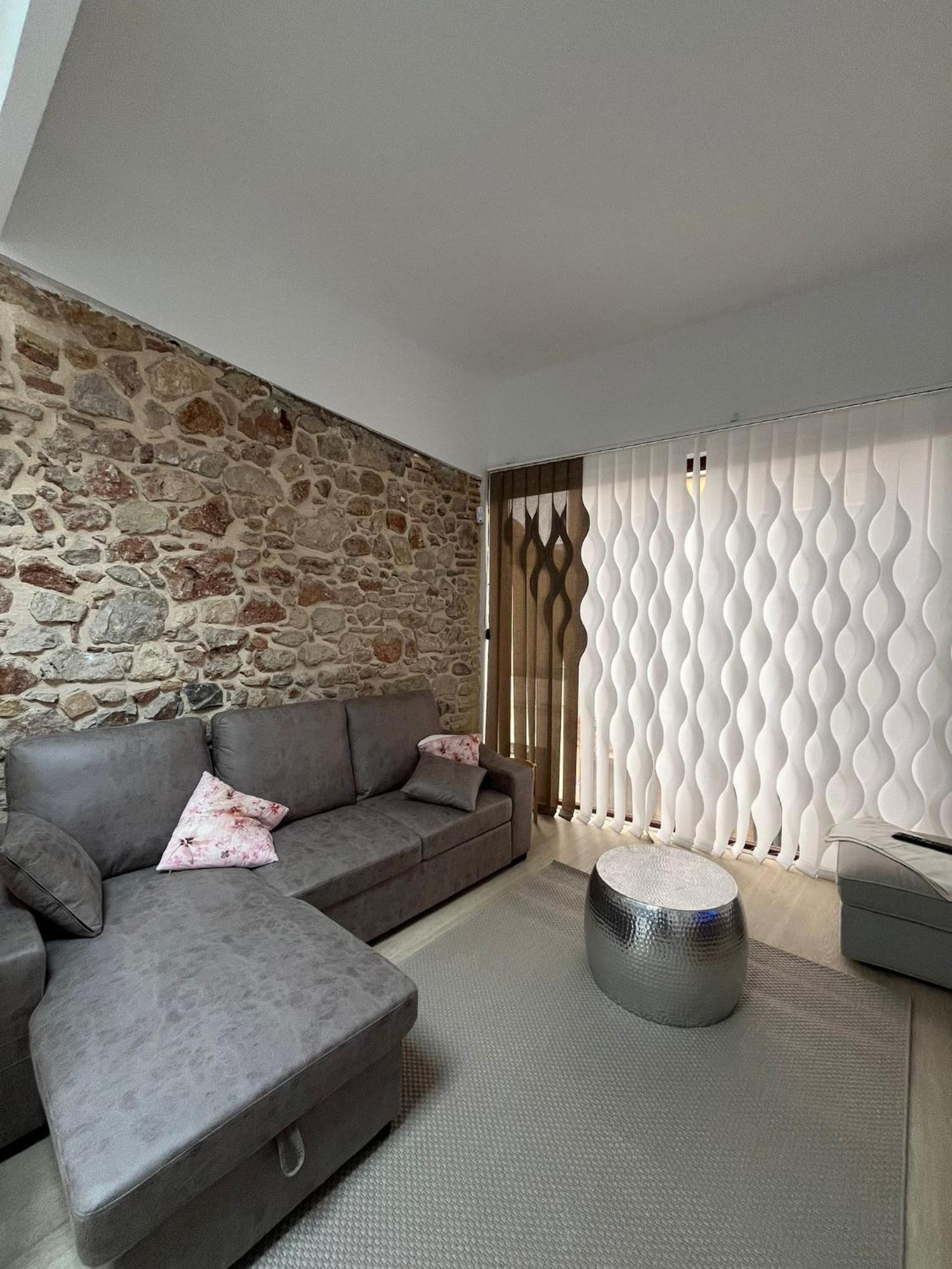Casa Centrica En Reus Villa Luaran gambar